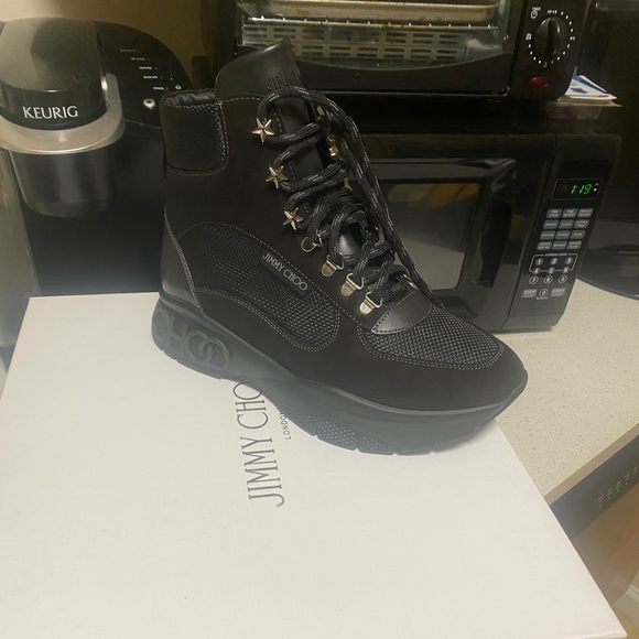 Jimmy Choo - Picture 1 of 1